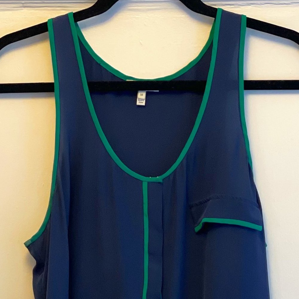 Cute Silk Joie Tank in Navy with Kelly Green Piping Detail in Medium